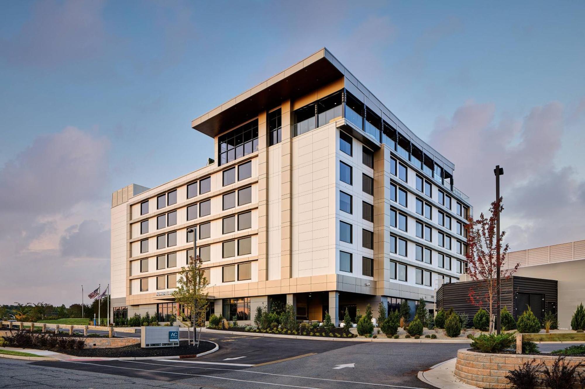 Ac Hotel By Marriott ברידג'ווטר מראה חיצוני תמונה